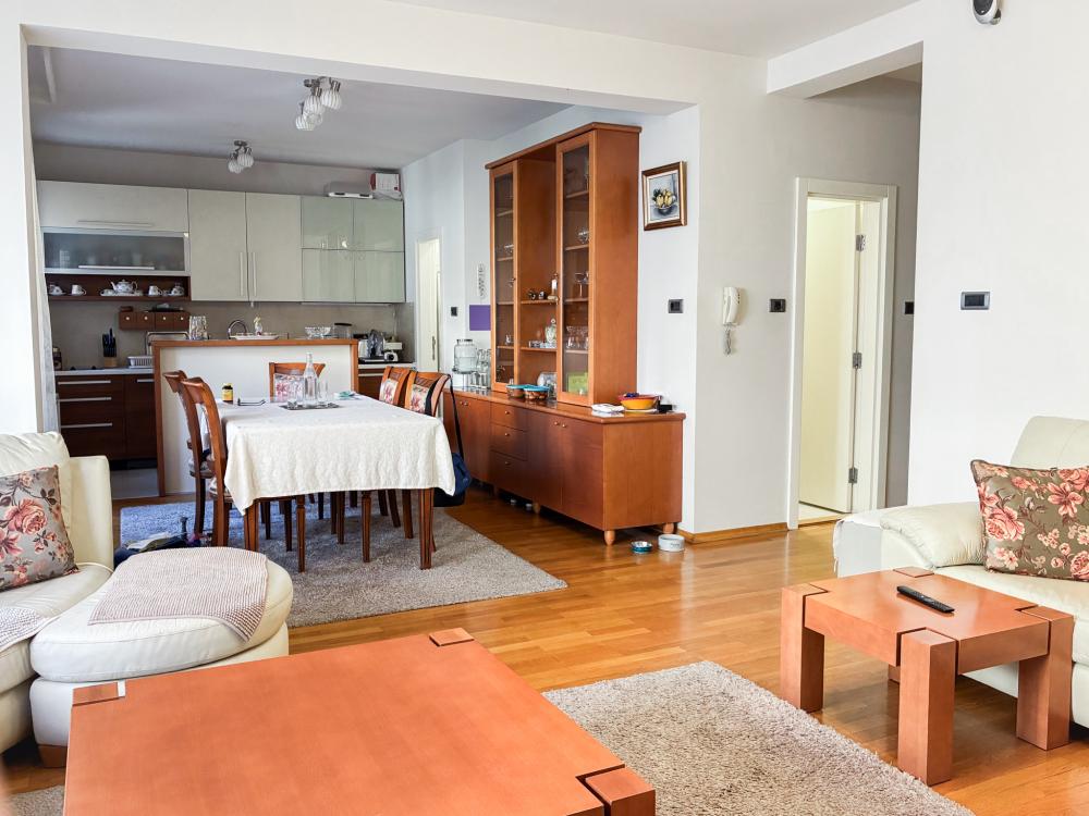 Slika 2 - Prodaja stana Novi Sad, Sajmiste